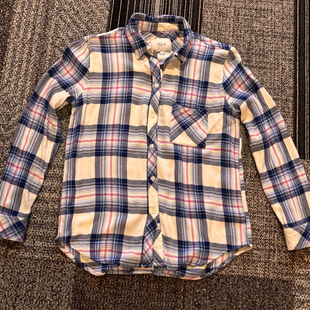 Rails ultra soft button down shirt in Blue, White, & Pink - Women’s Size Small
